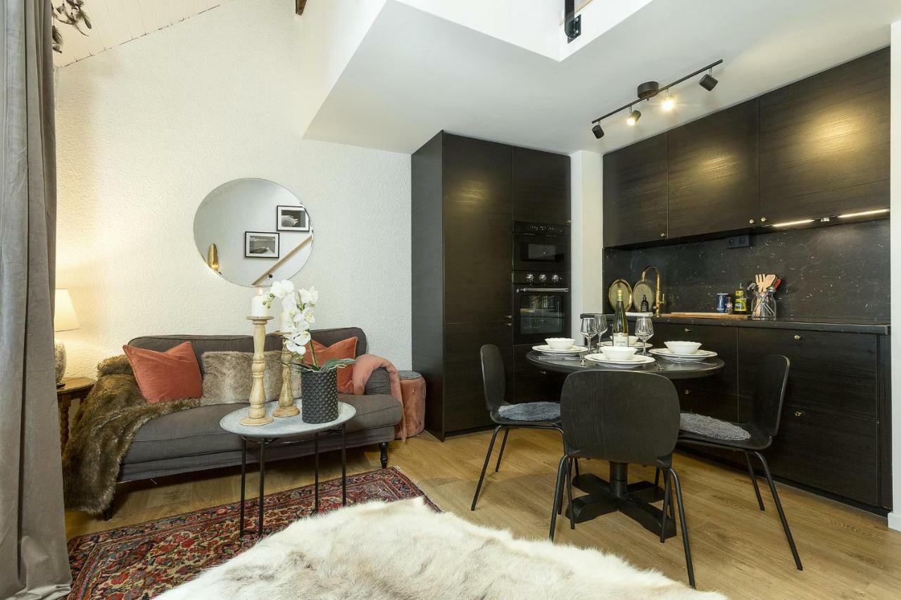 Apartment Midi Loft - A Central Chamonix Mountain Haven 외부 사진